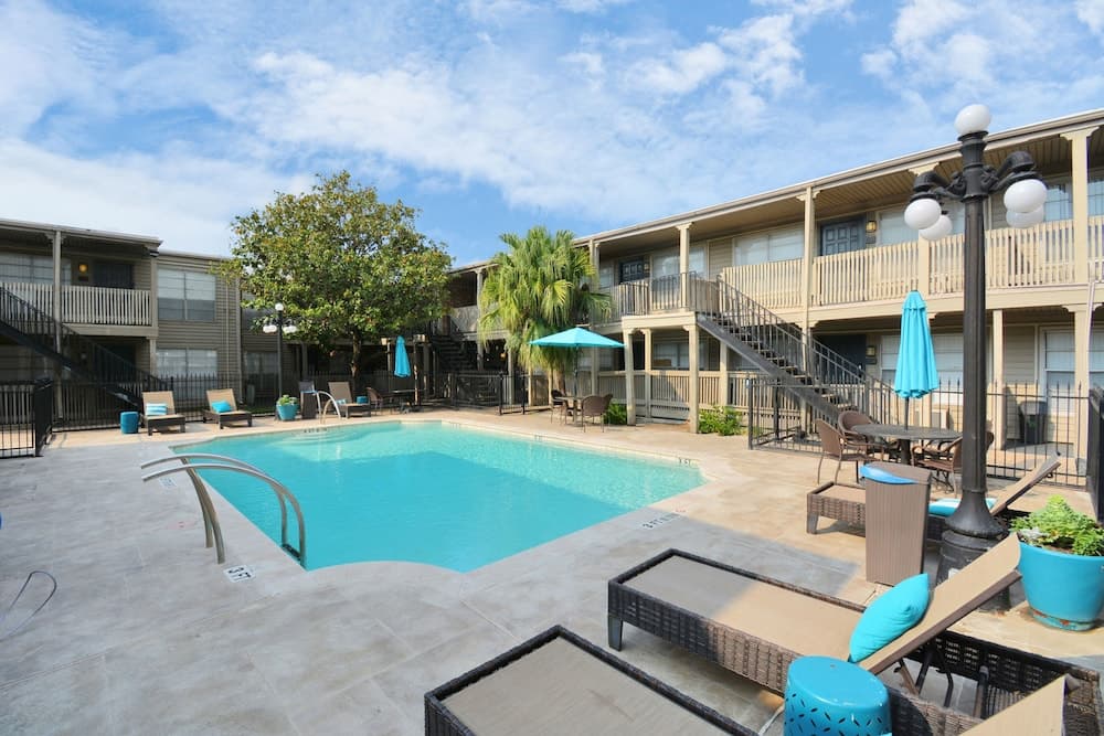 Tx Home Group - Uptown Galleria