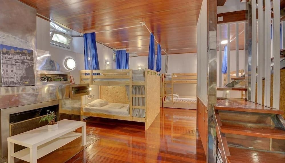 White House Lisbon Hostel