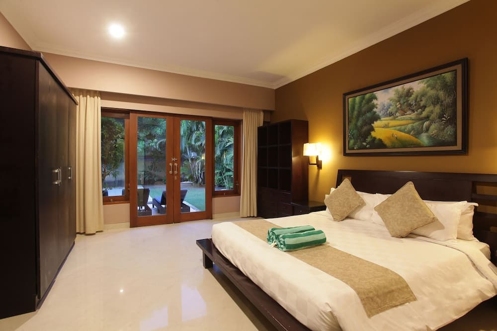 Peninsula Beach resort