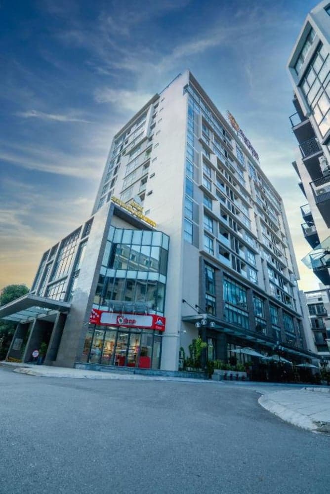 Nesta - The Grand Hao Nam