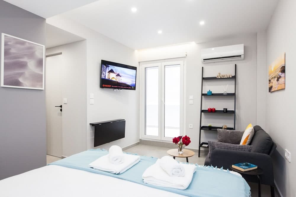 Modern Newly Built Studio near Hilton