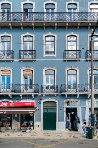 Lisbon 5
