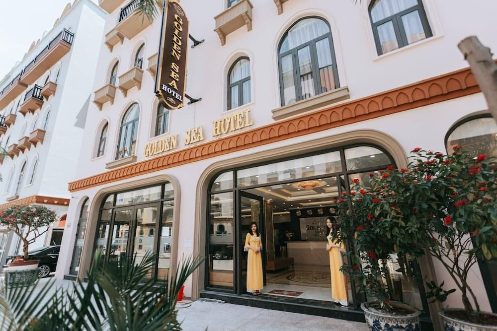 Golden Sea Hotel