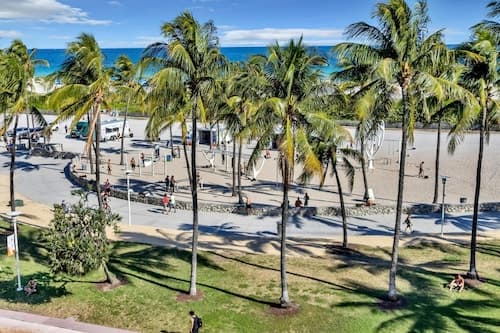 NEW Amazing Large 3BR Direct Oceanfront Penthouse On Ocean Drive