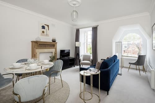 The Knightsbridge Suite Next to Sloane Square