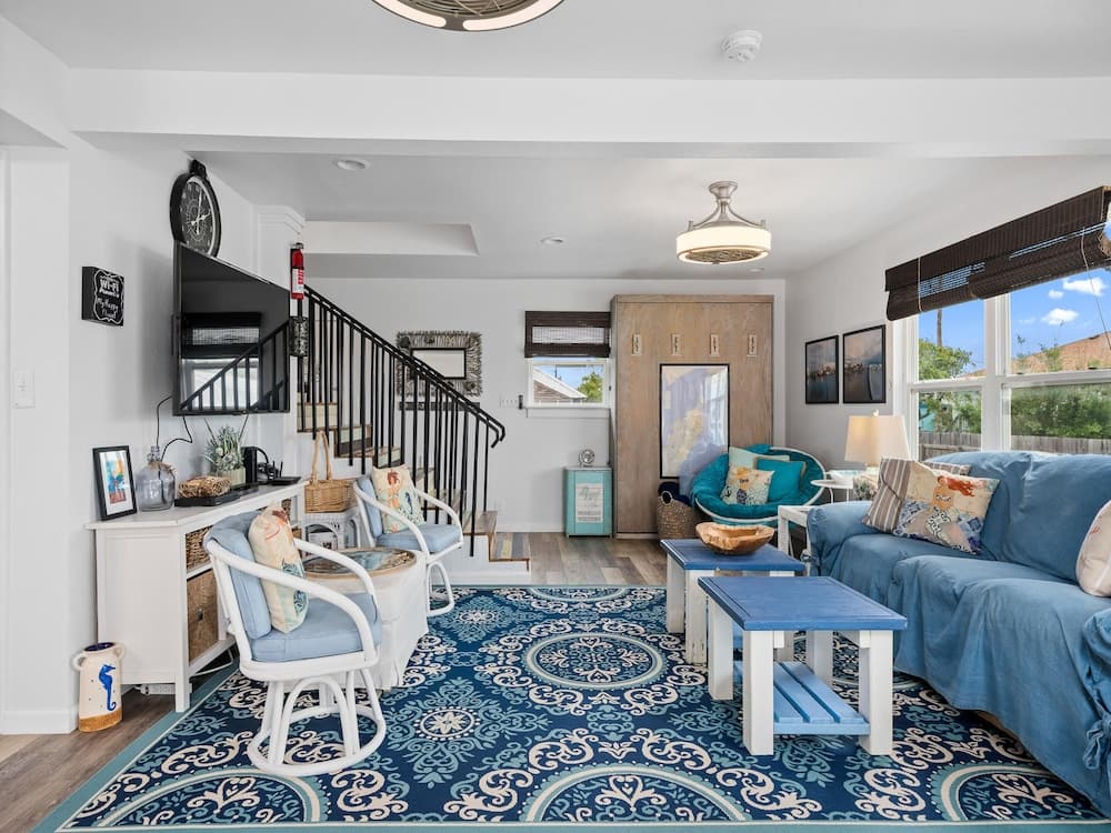 Mermaid Bay - Downtown