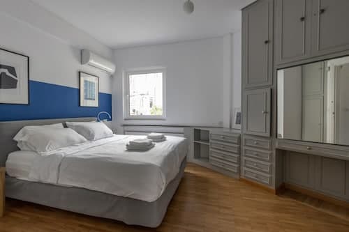 Deco Marble Apt With Acropolis View