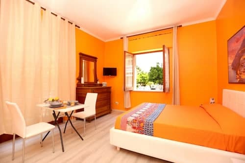 Estate4home - Casa Laura Orange
