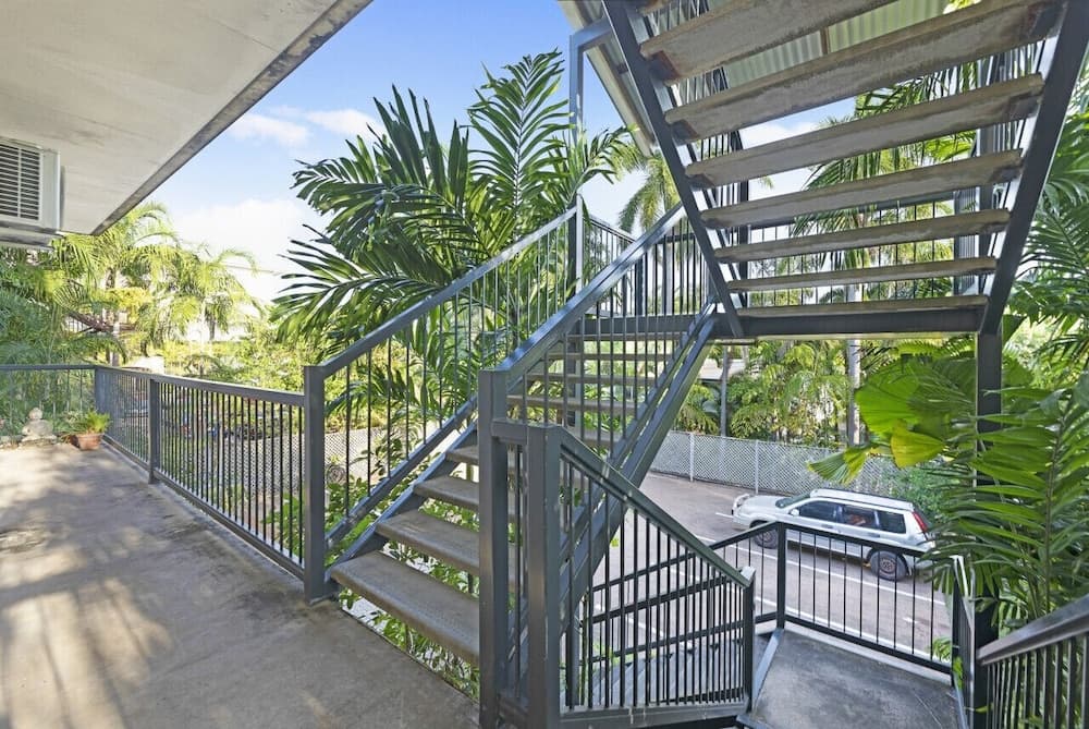 ZEN WESTRALIA - 2BR Cozy Inner City Apt