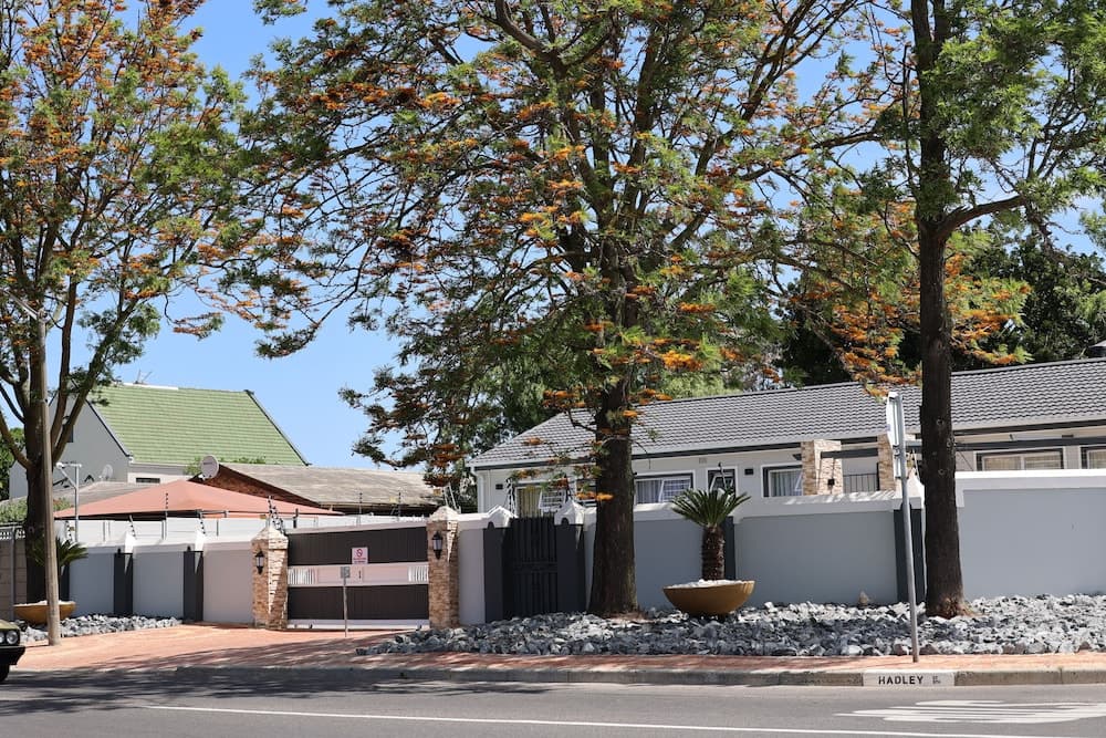 Elgibor Best Guest House