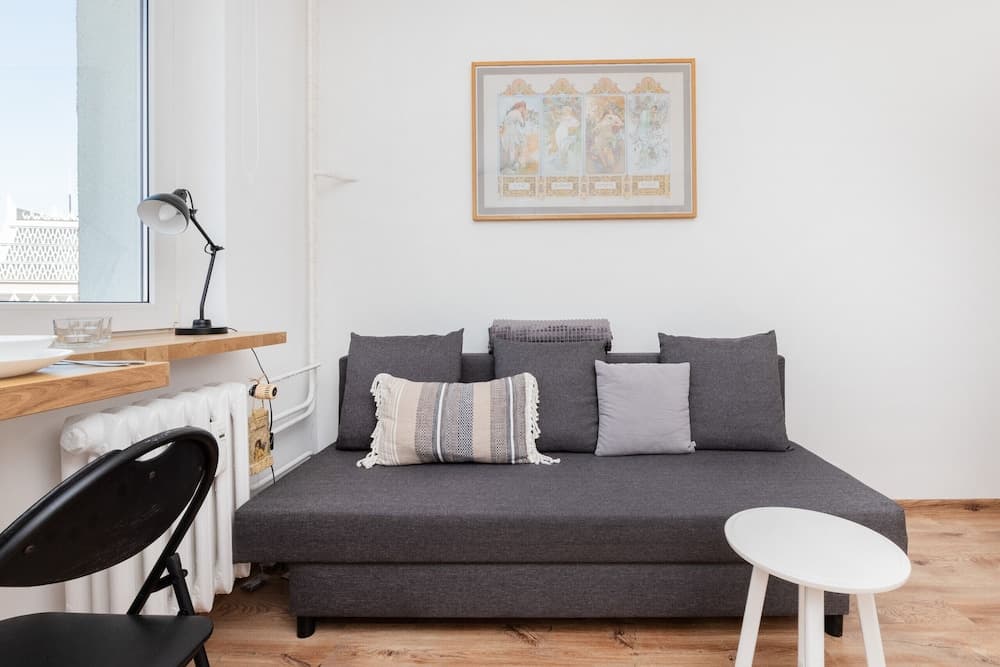 Cosy Studio 3 May by Renters