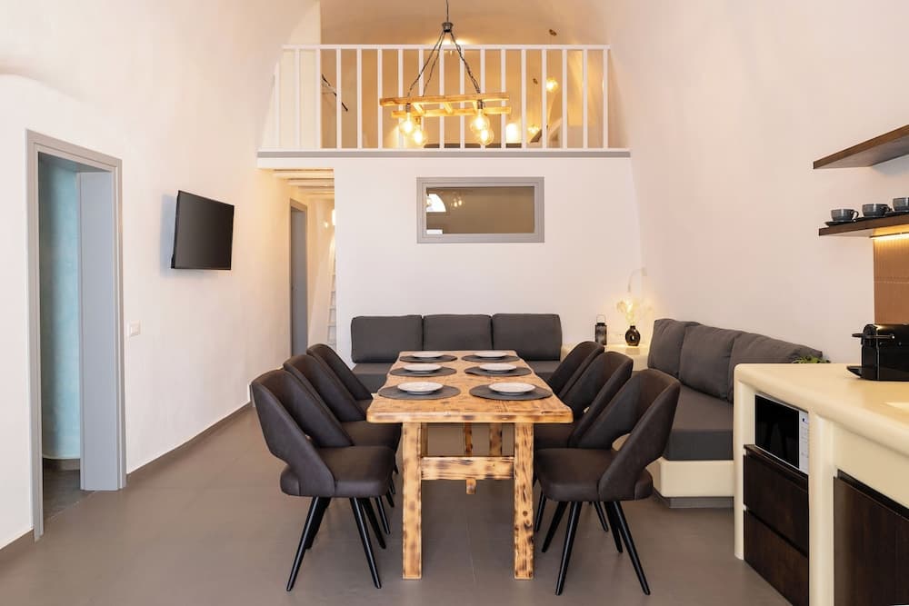 Captain's House Suites