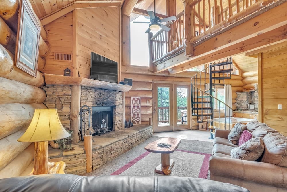 Stunning Views - Amazing Mountain Views 2 Bedroom Cabin by Heavenly Views Resort