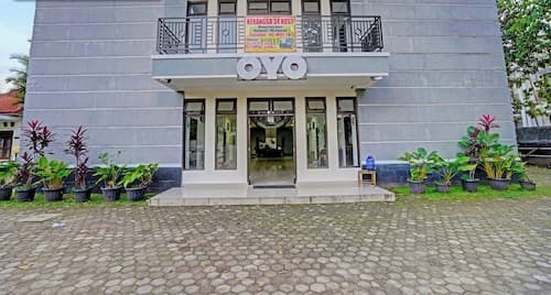 Hotel O Kambang Iwak Area Near Kambang Iwak Park Formerly Kerangga