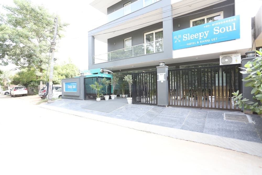 Konaklama yerinin ön cephesi