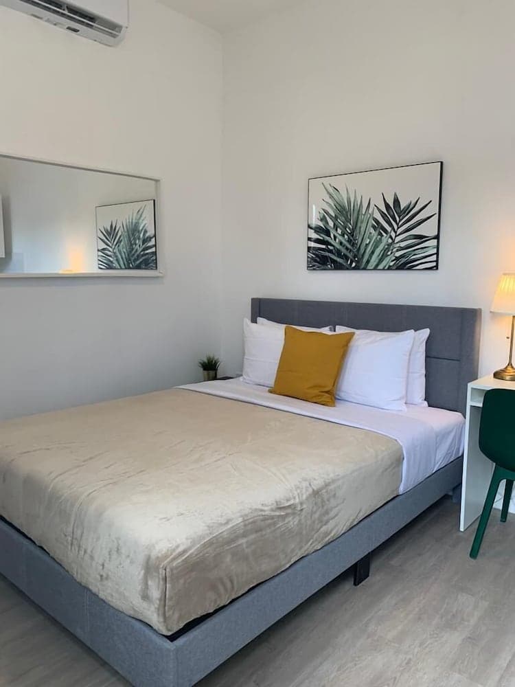 Villas at Auxilio Mutuo 105