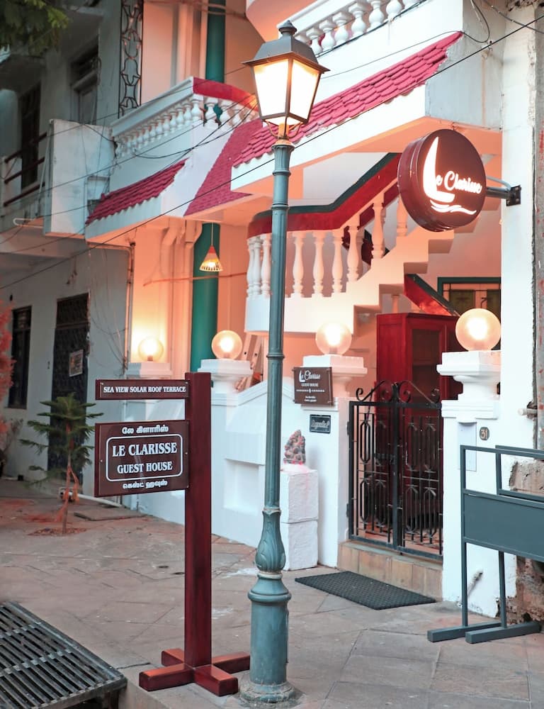 Le Clarisse Guest House