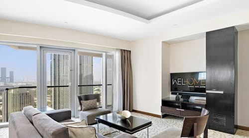 WelHome - Breathtaking Apt with Partial View of Burj Khalifa