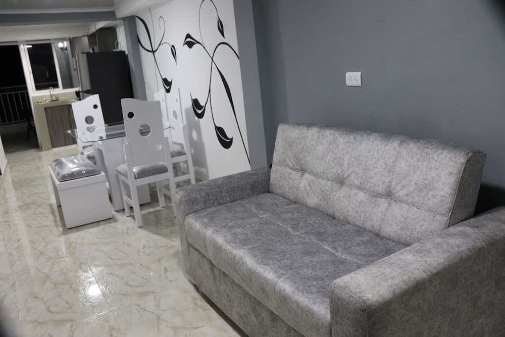 Apartahotel Tia Inés