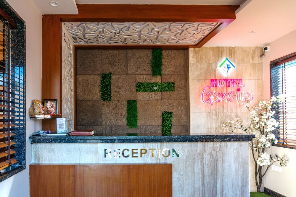 Hotel Gems Inn