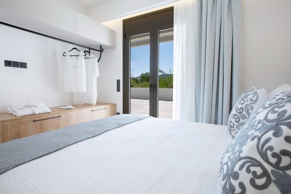 Achillion Suites