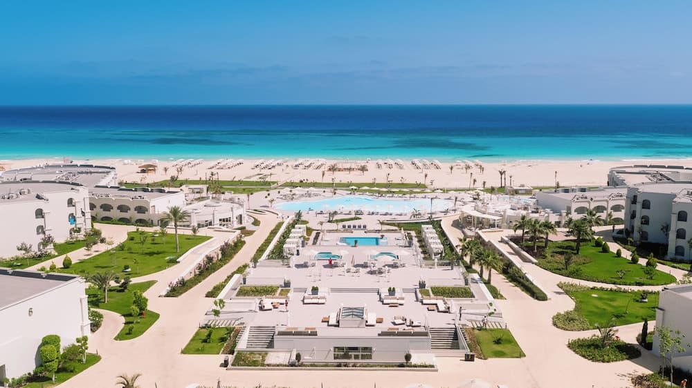 Cleopatra Sidi Heneish