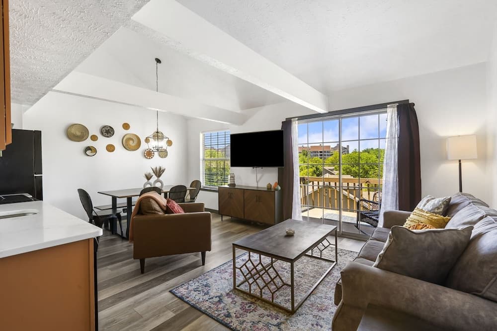 Escape to the Pond View Oasis - Resort Amenities