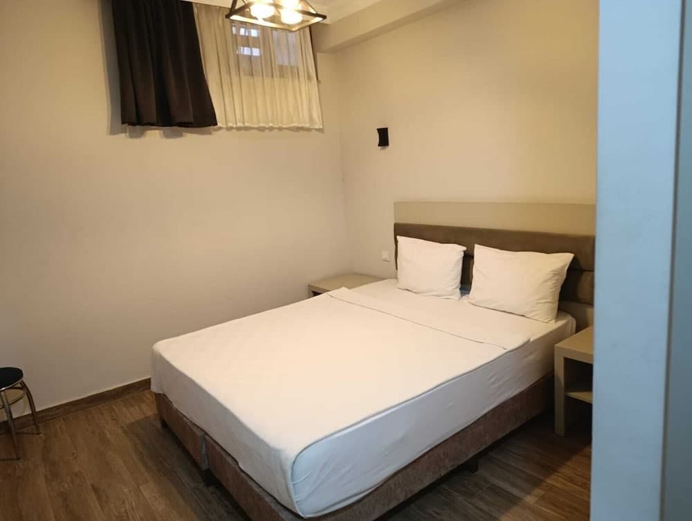 Zenia Otel