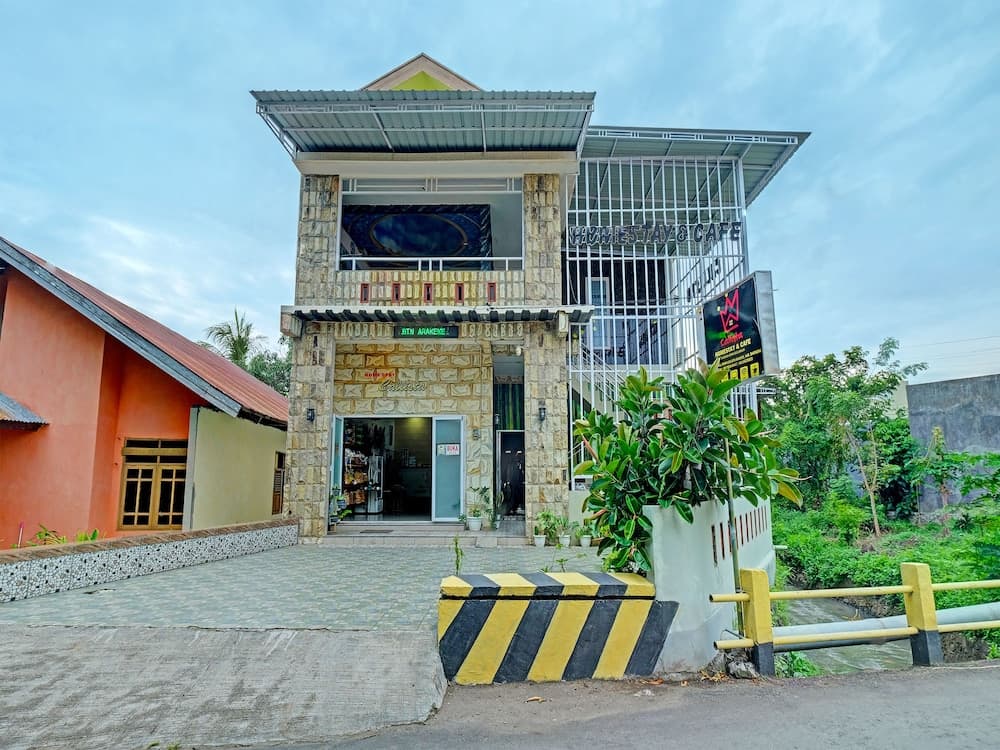 OYO 91857 Callista Homestay Near RSUD Prof. Dr. H. M. Anwar Makkatutu