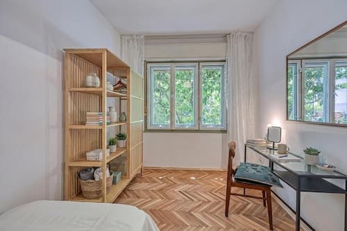 Enolabee Harbour View Apartment
