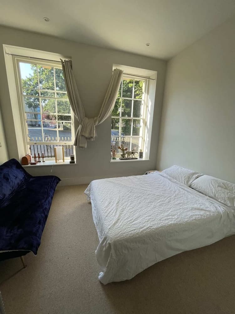 Modern & Central 2BD Flat - Broadmead