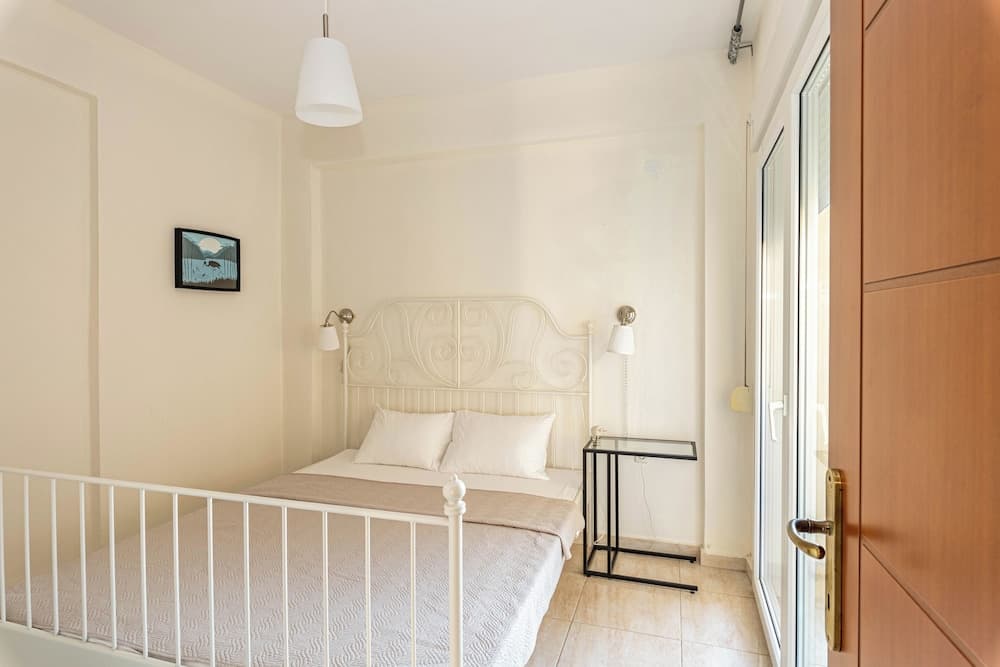 Nano's Vacation In Nea Skioni