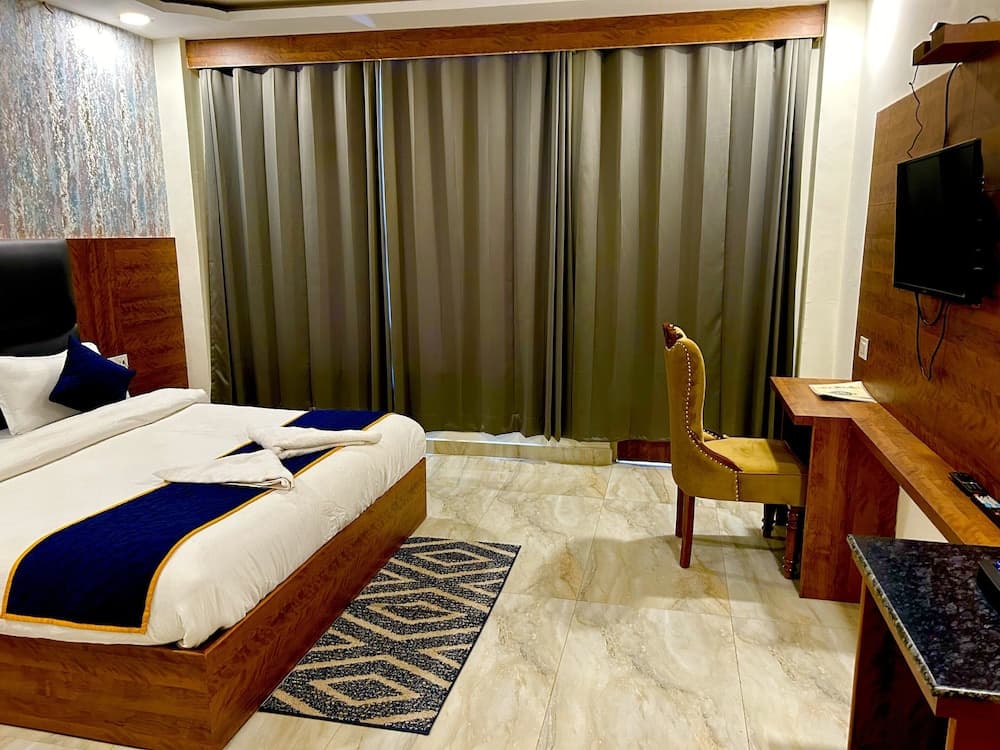 High Sky Resort - Best Luxury Hotel in Dharamkot