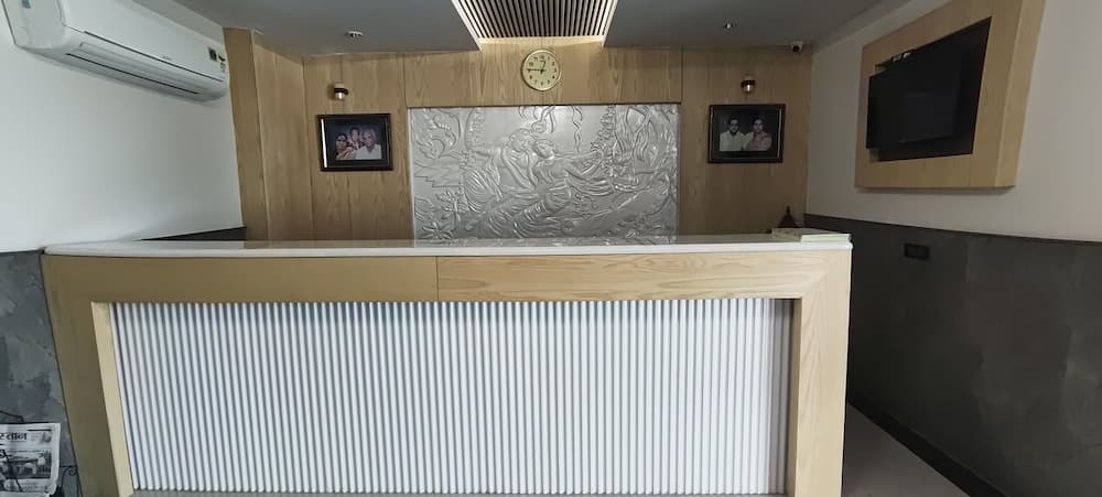 Hotel sar kamla dham