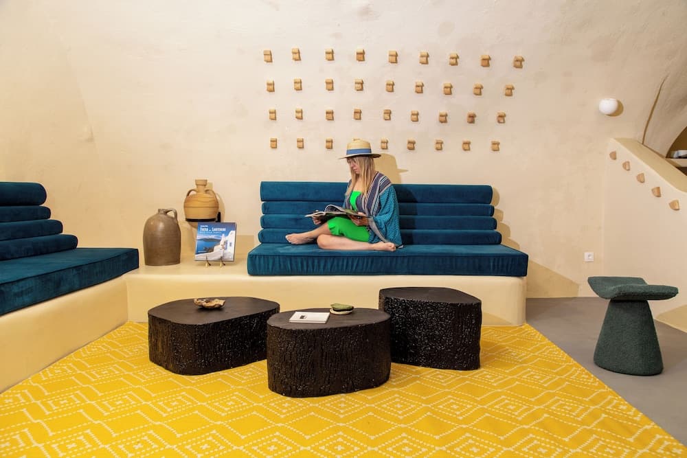 Amphora Villas Oia Santorini