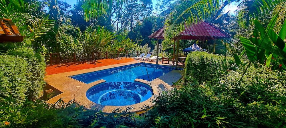 Cabinas Costa Tropicana