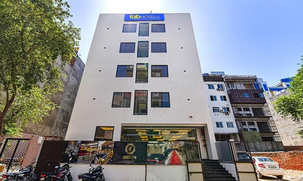 Fabhotel Prime Pink City Park