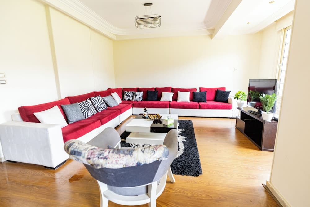 Hibiscus Haven Suite