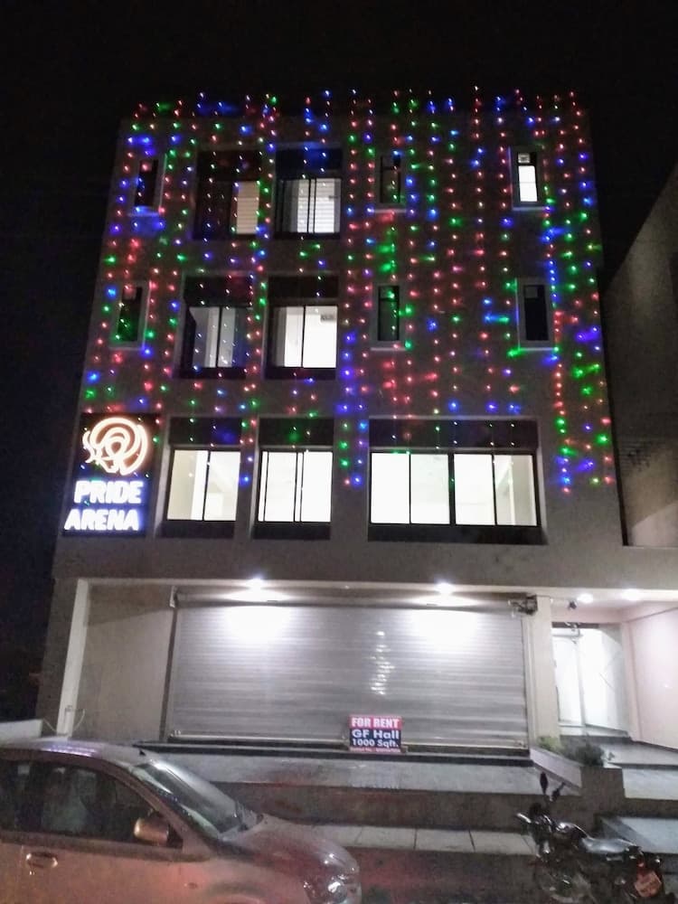 Hotel Pride Arena