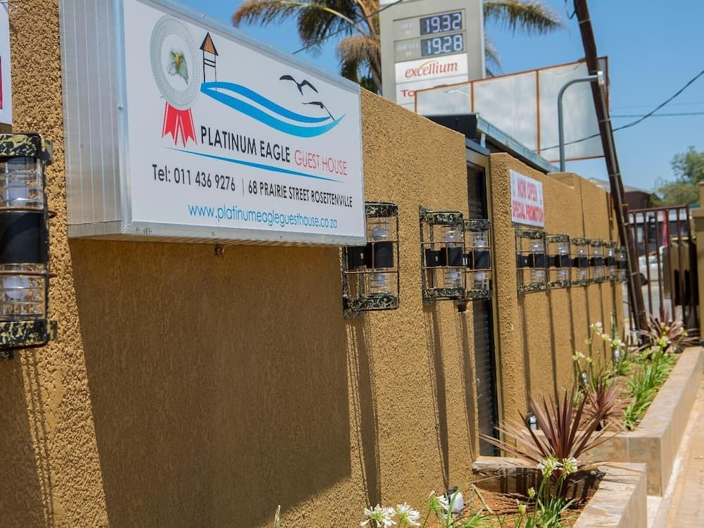 PLATINUM EAGLE GUEST HOUSE