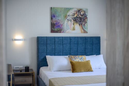 Alcmene Lux Apartment