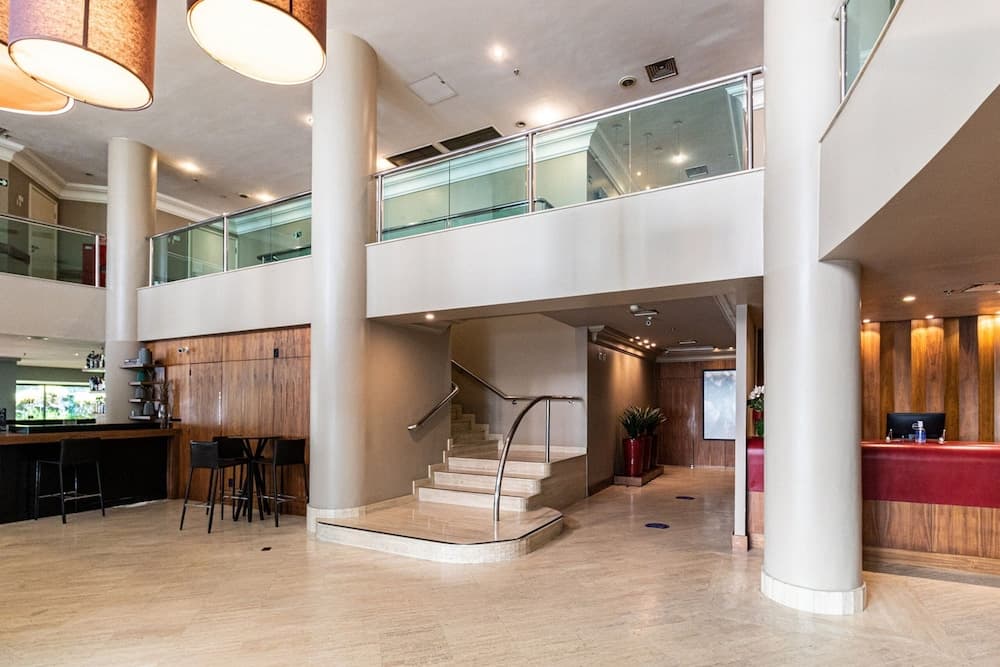 Elegance Suítes Berrini