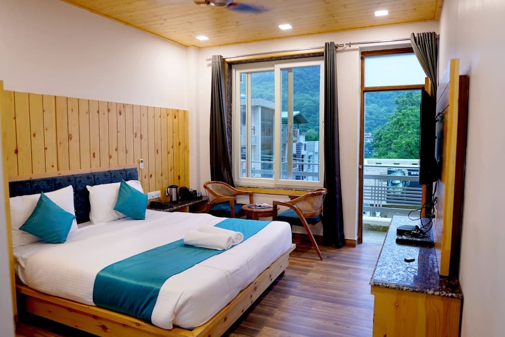 Classic Inn by Meera Hotels