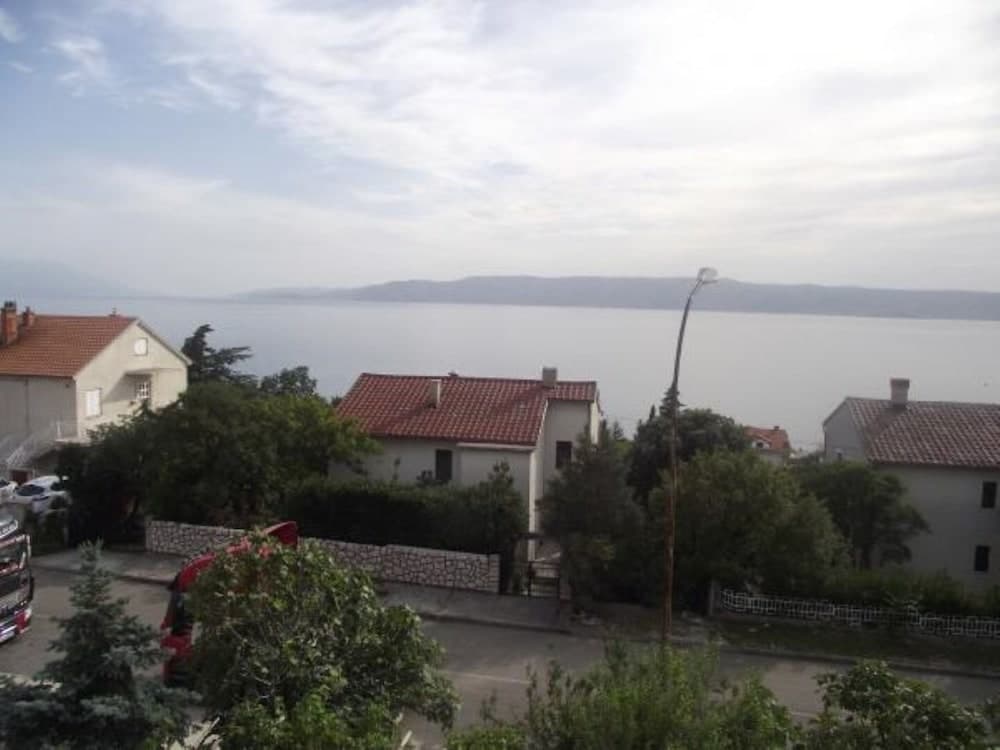 Marija - Seaview - A3