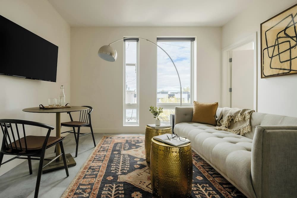 Sonder by Marriott Bonvoy The Artesian Apartments LoHi