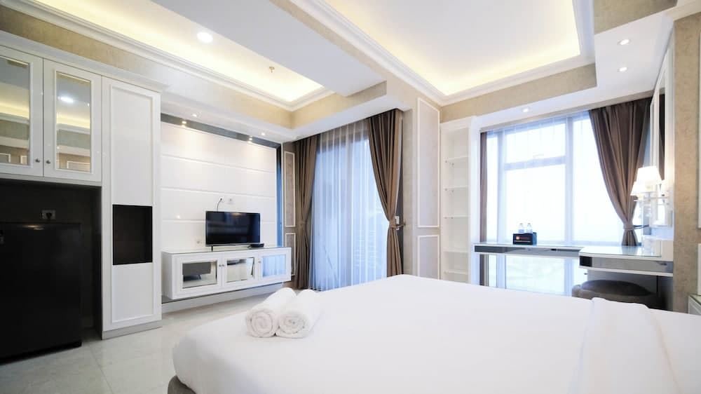 Spacious Studio At La Riz Supermall Mansion Apartment