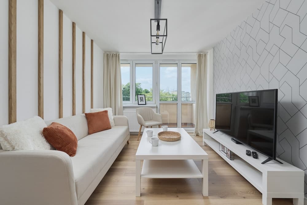 Bright & Stylish Gajowicka by Renters