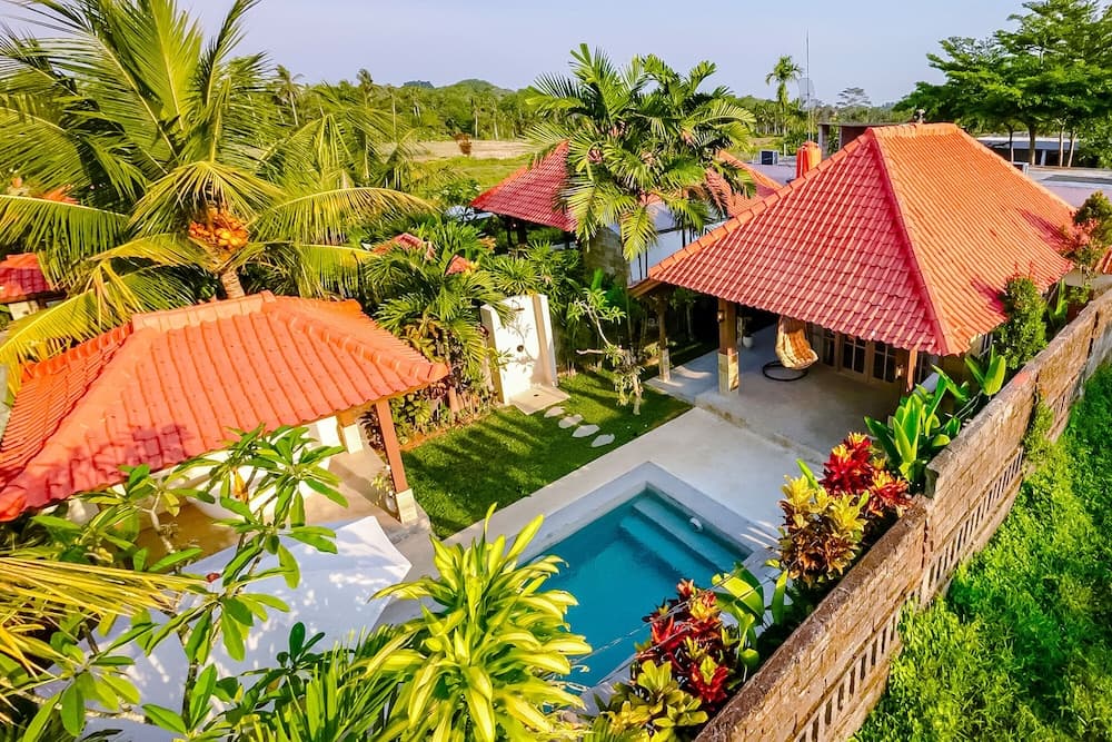 Nyaman Villas by EVDEkimi