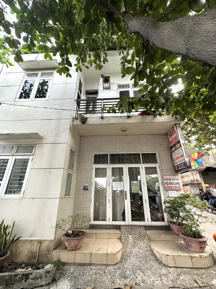 Konaklama yerinin ön cephesi