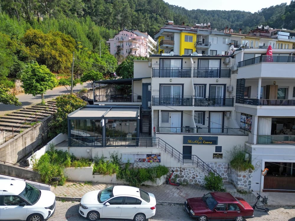 Miralya Rooms